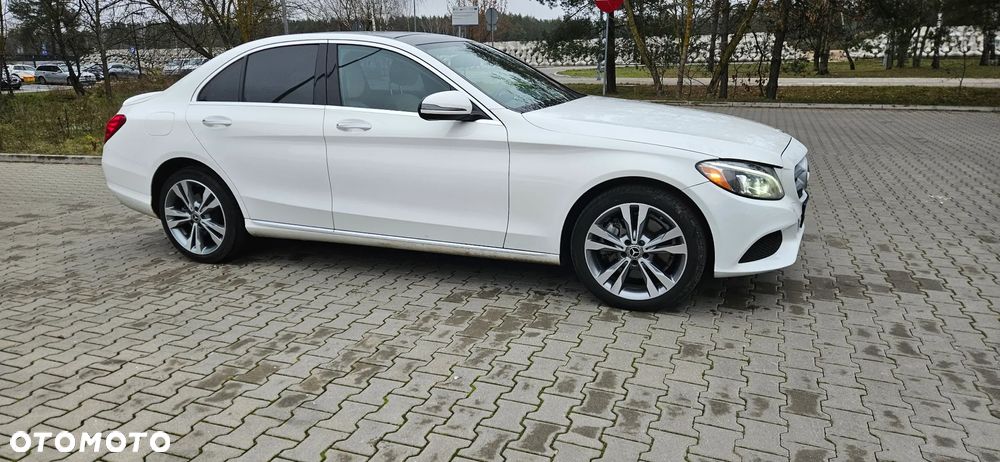 Mercedes-Benz Klasa C 300 9G-TRONIC Avantgarde - 8