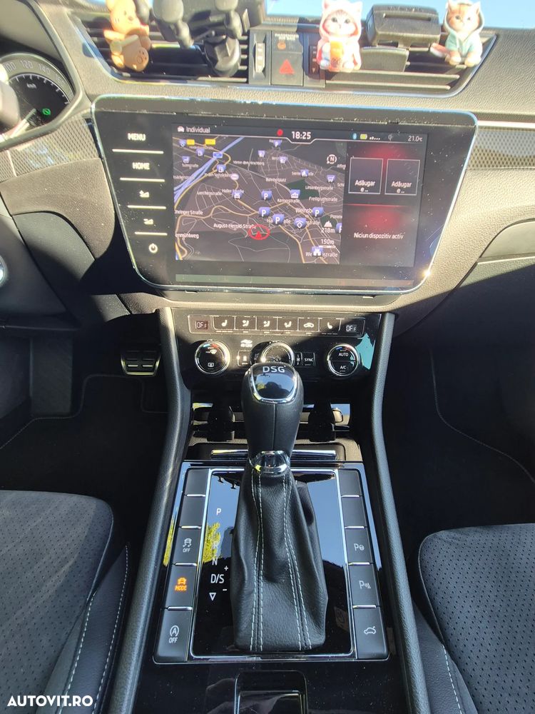 Skoda Superb 2.0 TDI DSG Sportline - 9