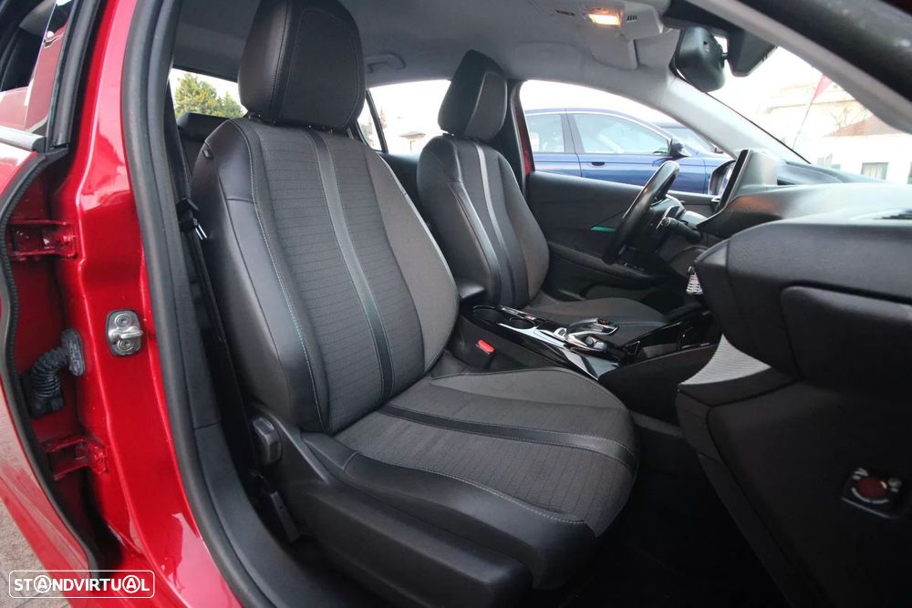 Peugeot 208 1.2 PureTech Allure EAT8 - 27