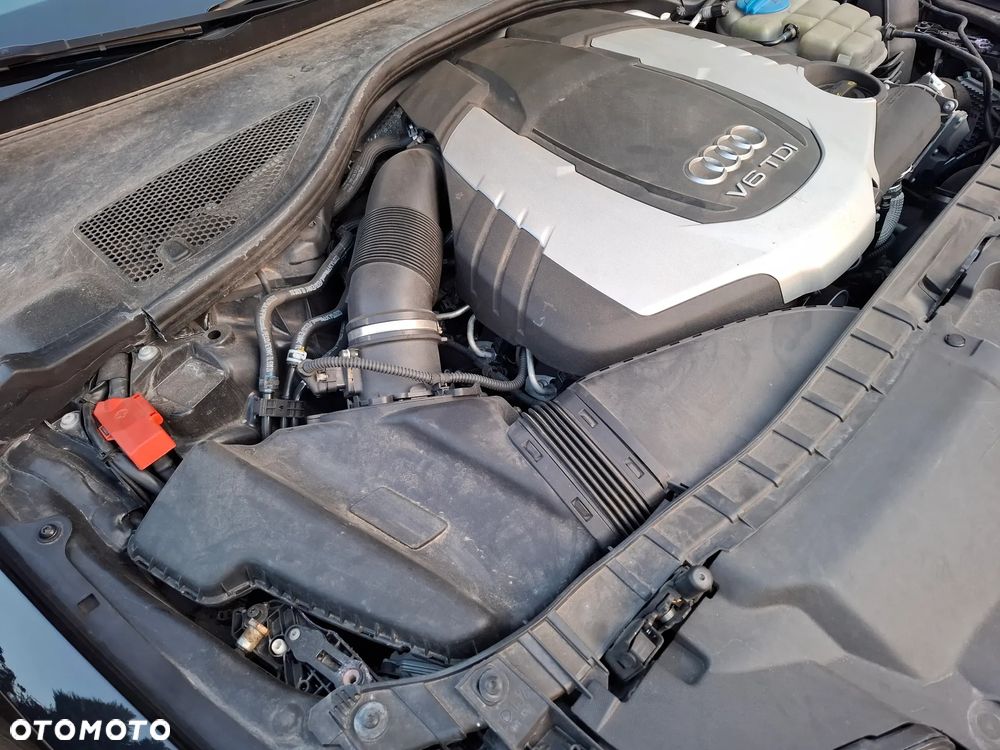 Audi A6 Allroad - 31