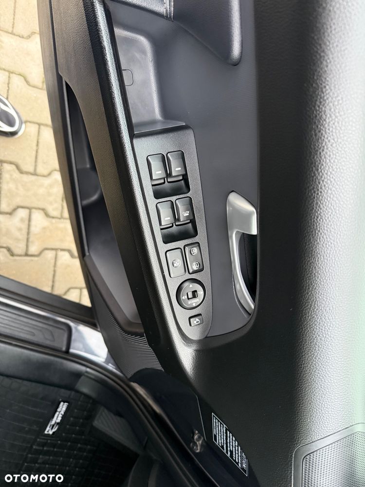 Kia Sportage ver-1-7-crdi-business-line-2wd - 18