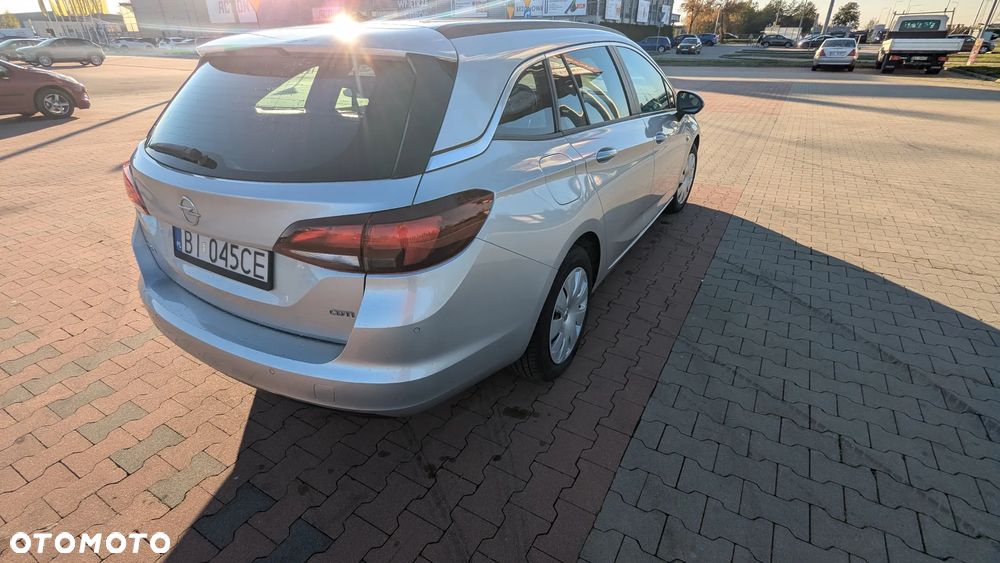 Opel Astra V 1.6 CDTI Dynamic S&S - 3
