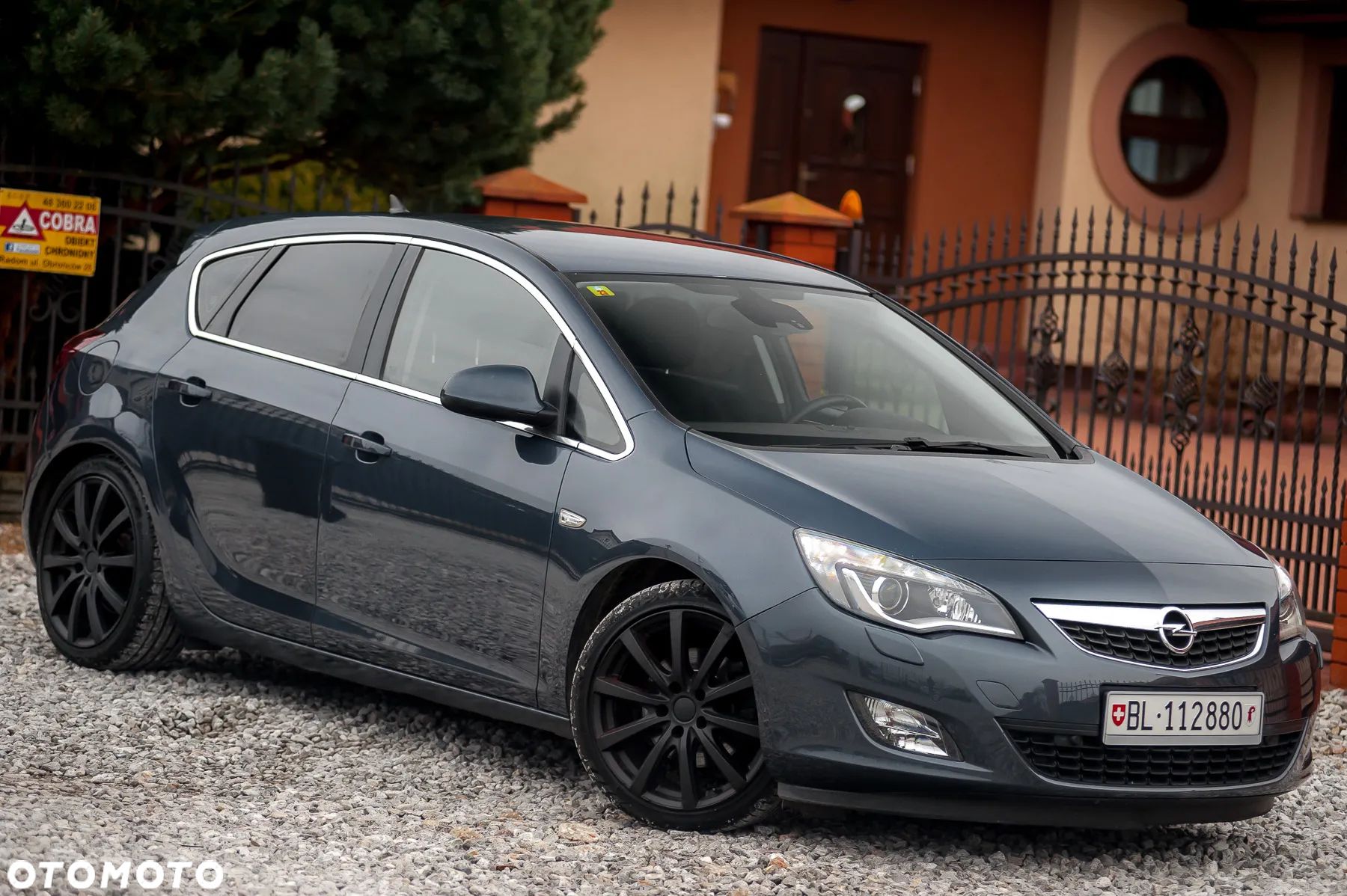 Opel Astra 1.6 Turbo Edition Sport - 1