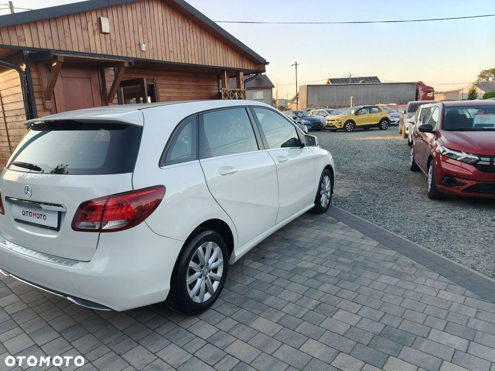 Mercedes-Benz Klasa B 180 d 7G-DCT Edition - 4