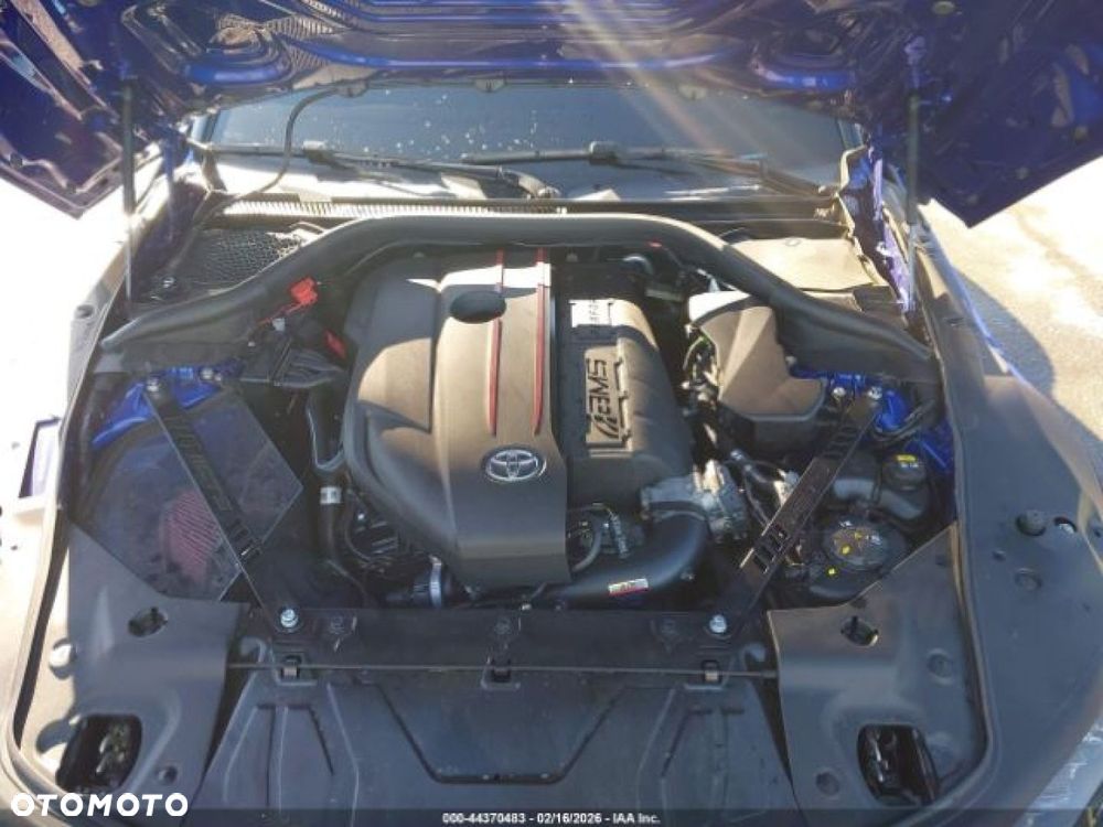 Toyota Supra - 12