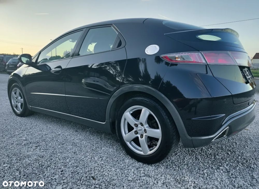 Honda Civic 1.8i-VTEC Comfort - 3