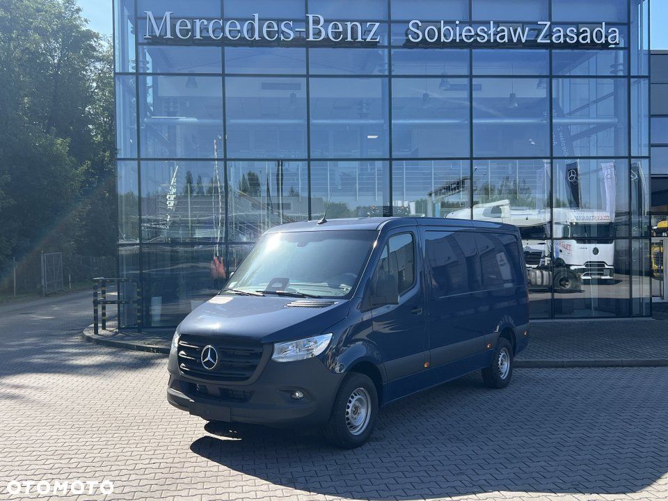 Mercedes-Benz Sprinter - 1