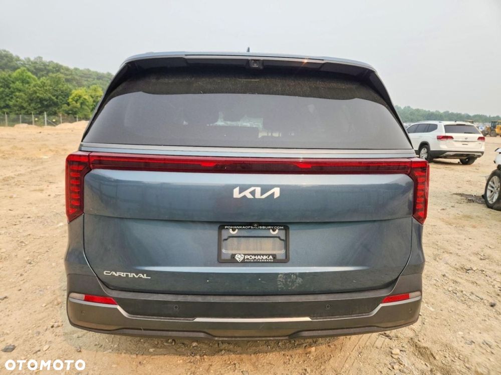 Kia Carnival 2025 photo 5