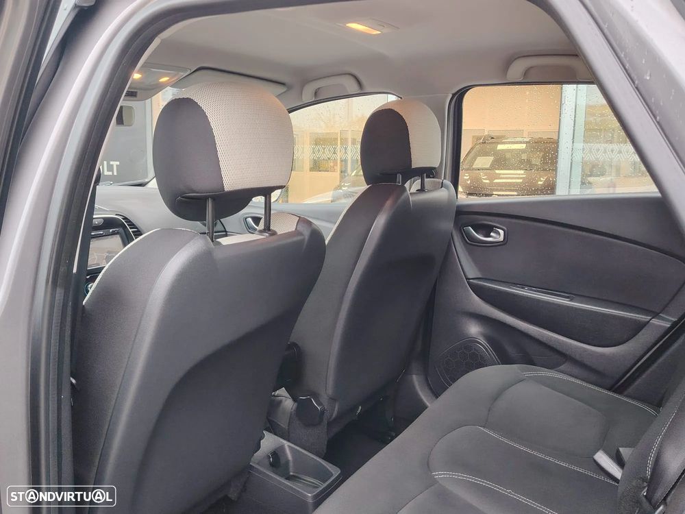 Renault Captur 0.9 TCE Exclusive - 21