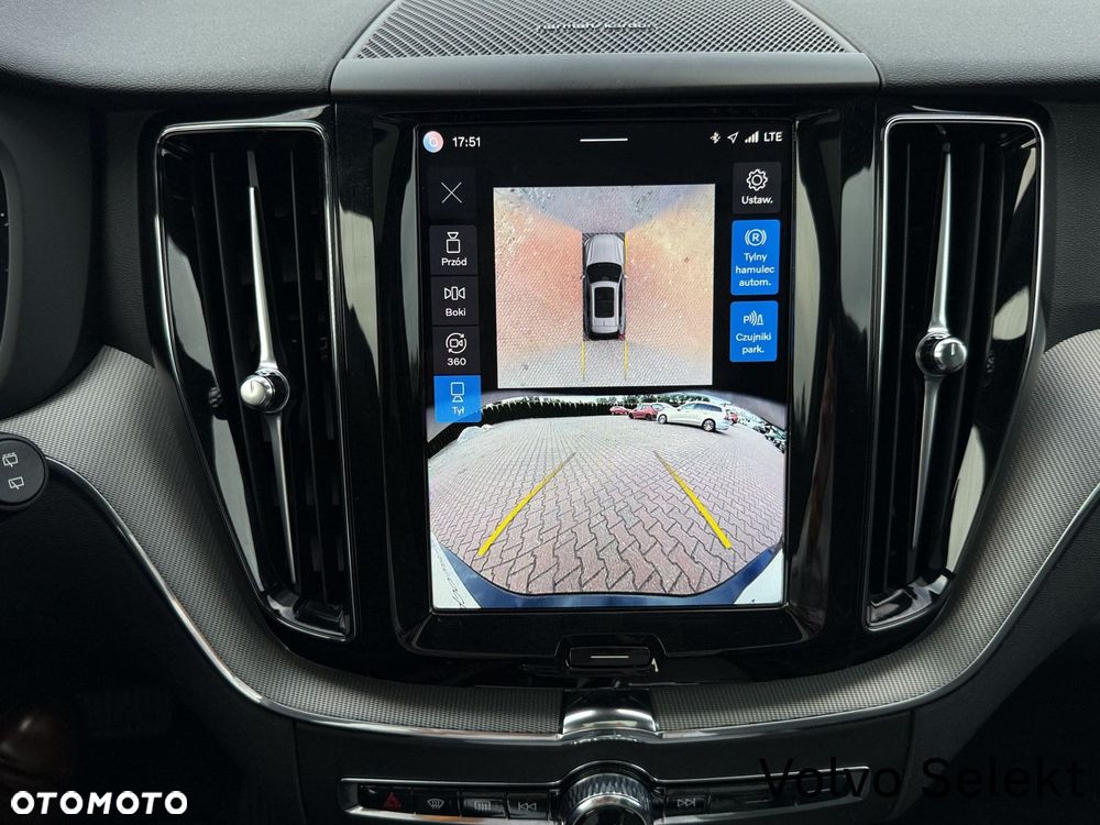 Volvo XC 60 - 30