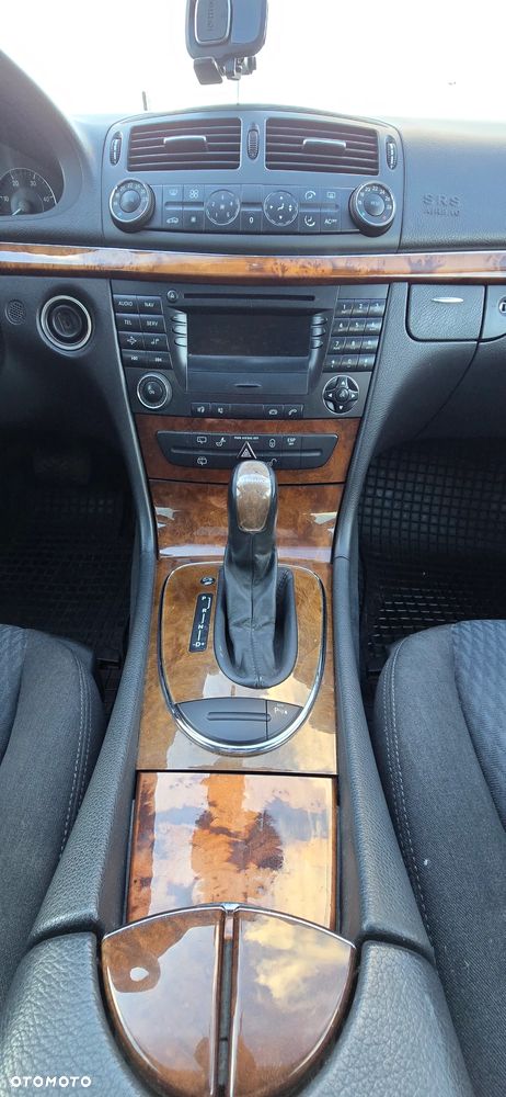 Mercedes-Benz Klasa E 220 CDI Automatik Elegance - 14