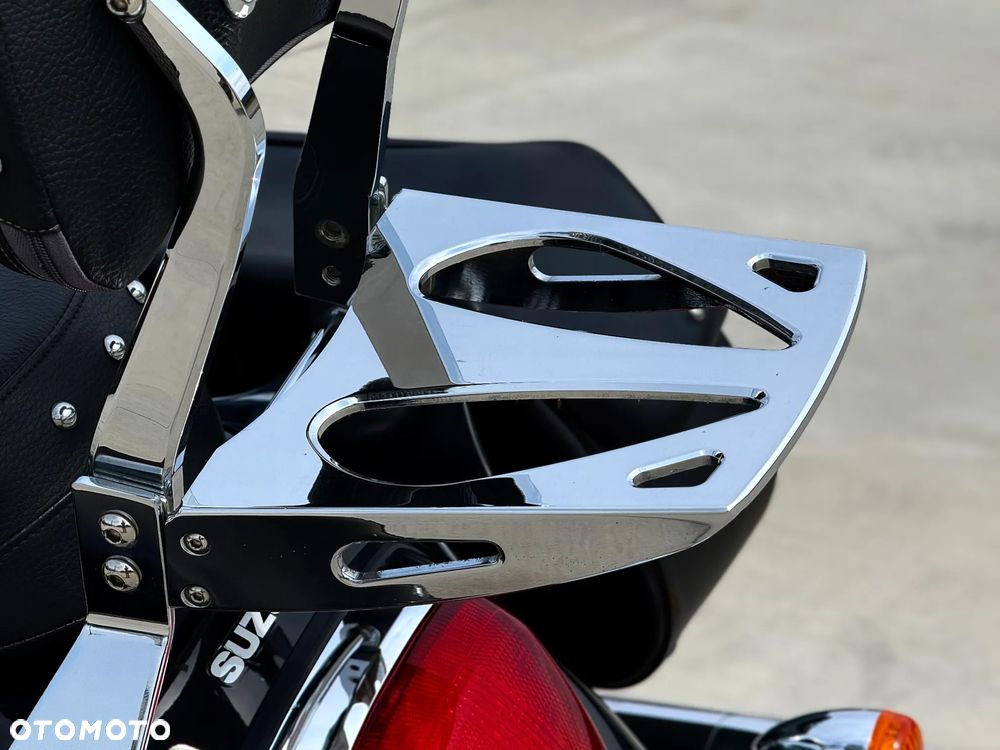 Suzuki Boulevard - 36