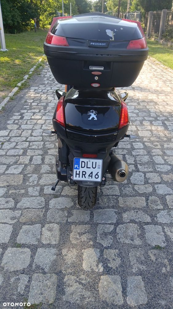 Peugeot Metropolis - 11