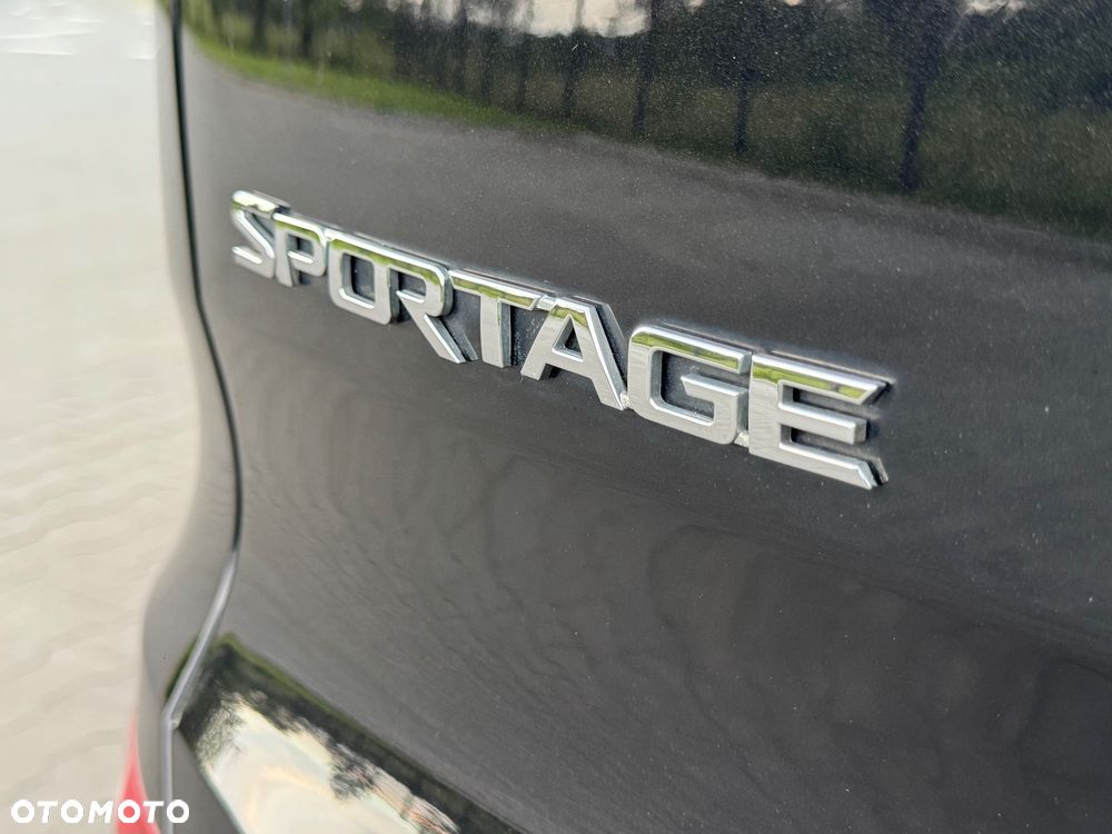 Kia Sportage 2.0 CRDI AWD Dream-Team Edition - 11