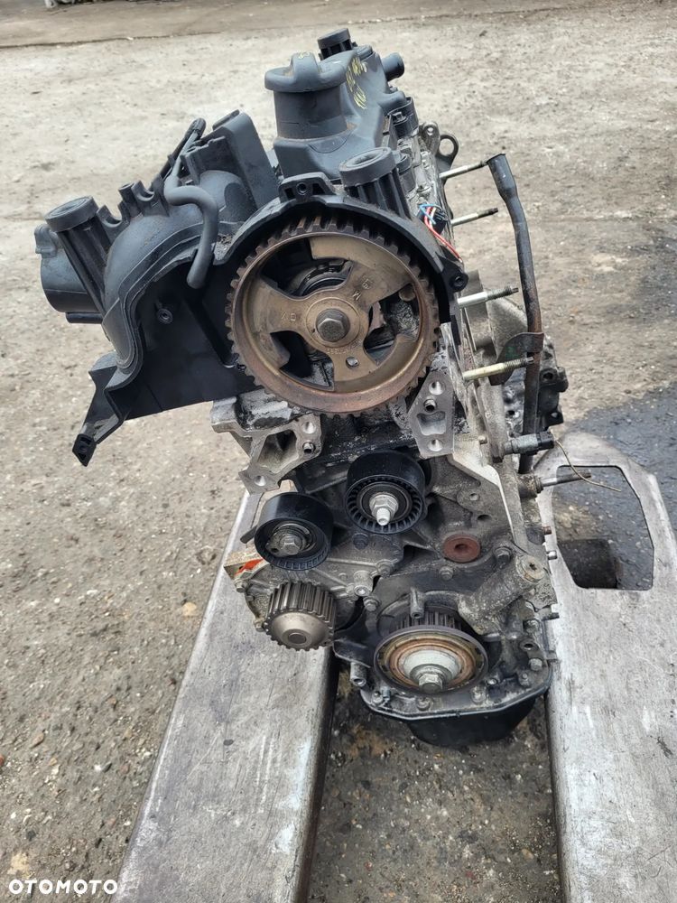 SILNIK BLOK SILNIKA 8HZ 10FD88 1.4 HDI 68KM CITROEN PEUGEOT - 4