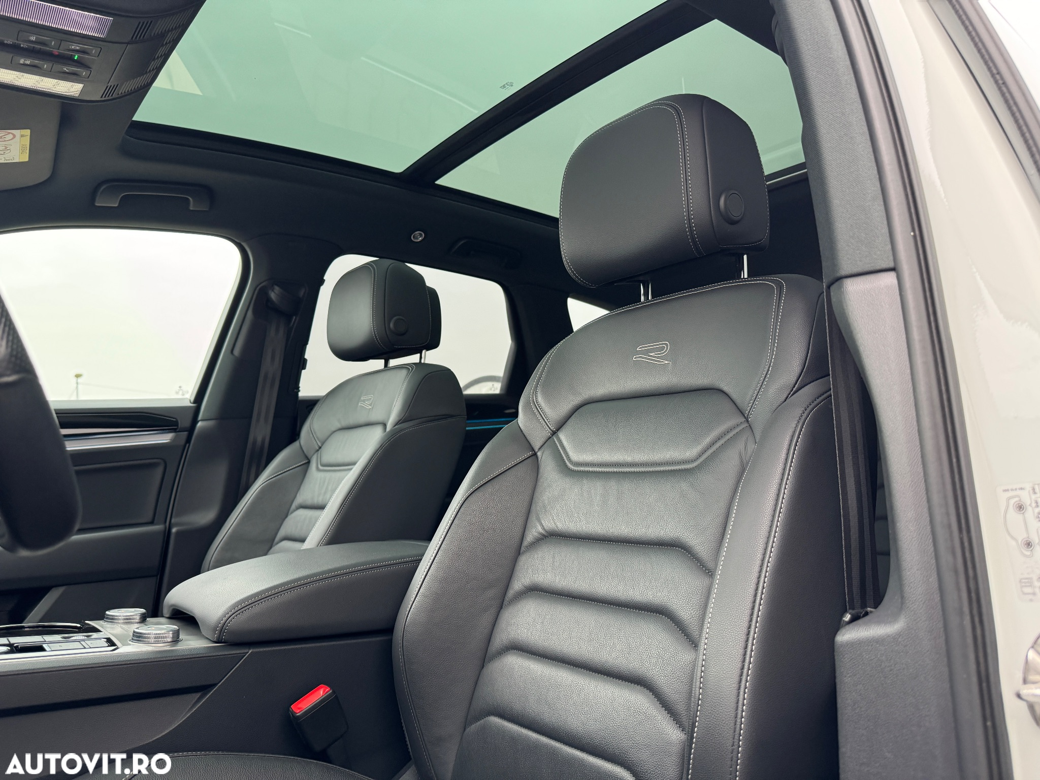 Volkswagen Touareg V6 TDI R-Style - 7