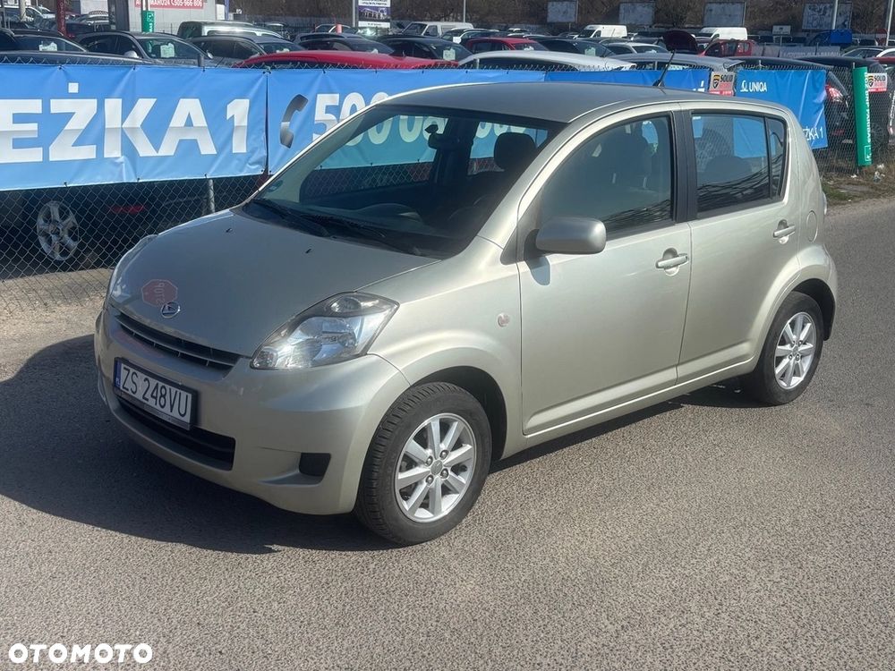 Daihatsu Sirion 1.3 - 25