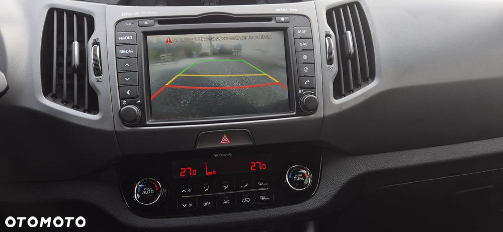 Kia Sportage 1.7 CRDI 2WD Dream-Team Edition - 2