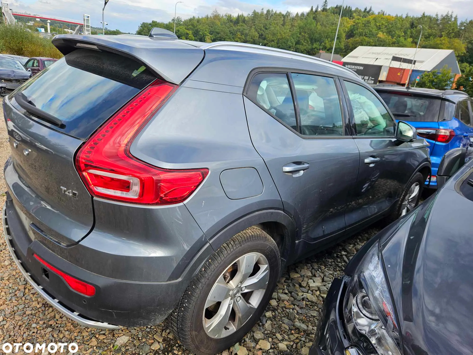 Volvo XC 40 T4 AWD Inscription - 4