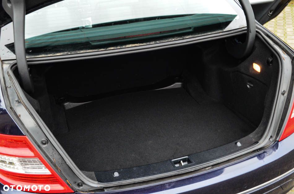 Mercedes-Benz Klasa C - 24