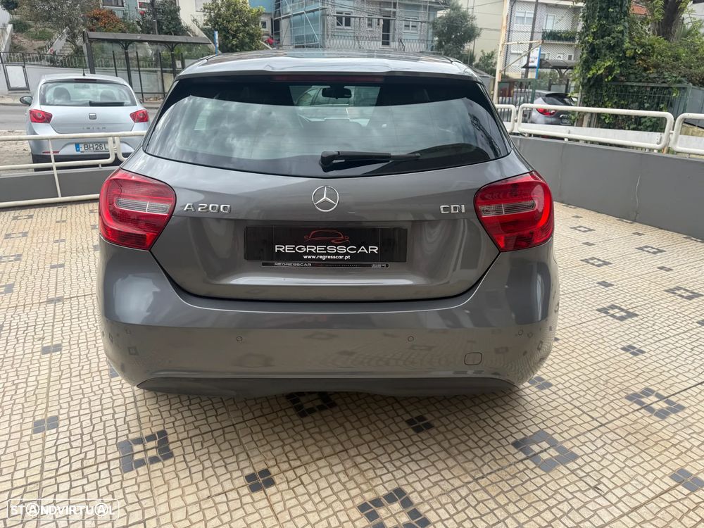 Mercedes-Benz A 200 - 5