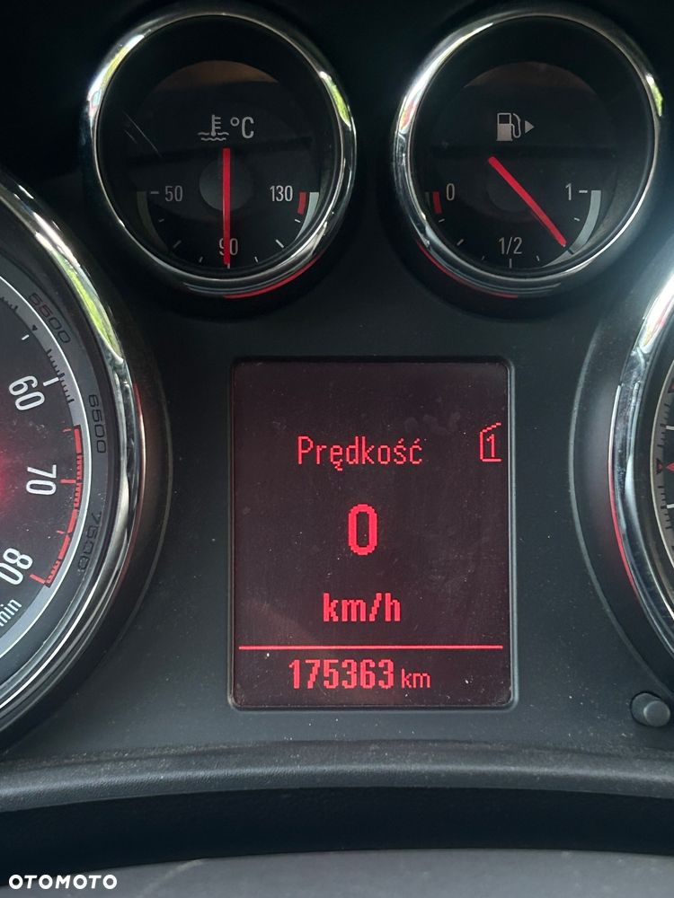 Opel Astra GTC 1.4 Turbo - 21