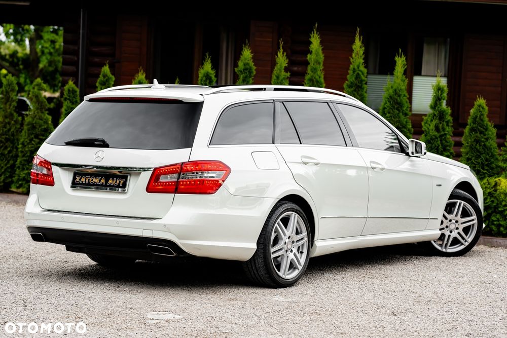 Mercedes-Benz Klasa E 350 CDI 4-Matic BlueEff - 14