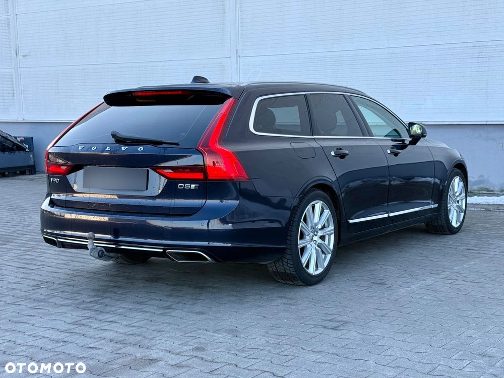Volvo V90 D5 AWD Geartronic Inscription - 4