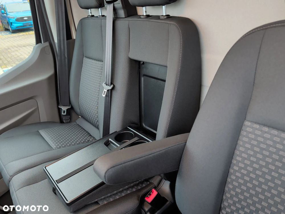 Ford Transit - 16