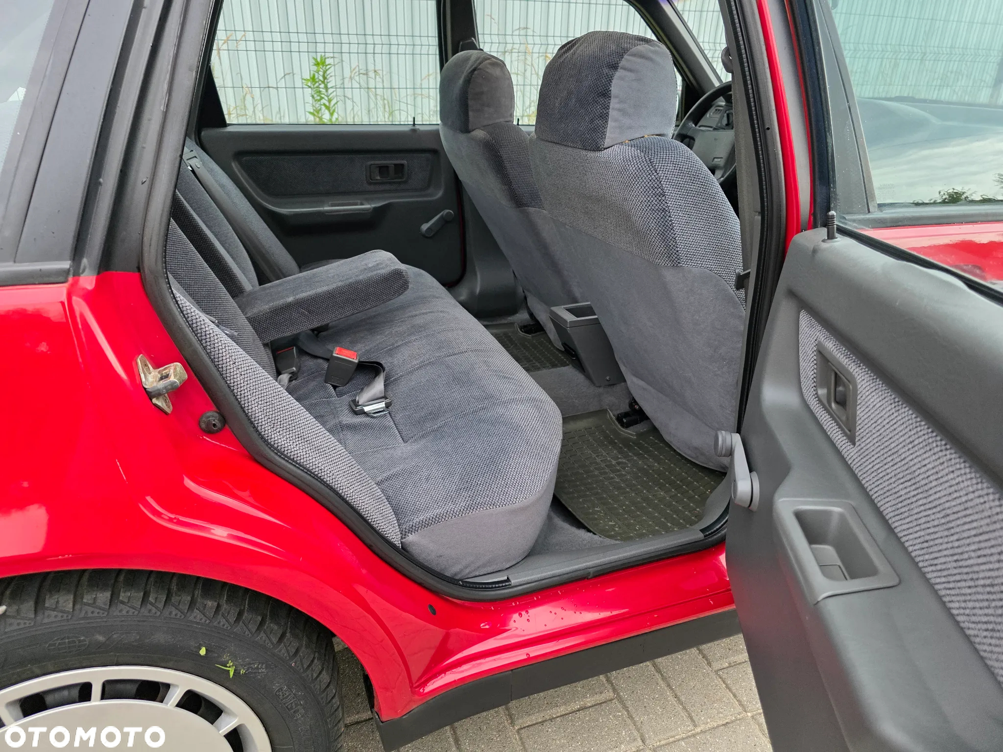 Volvo Seria 400 - 17