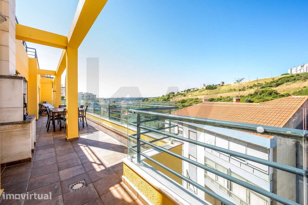 Apartamento T4 Exclusivo em Ramada, Odivelas - Onde a Luz Escolheu Mor - Grande imagem: 4/60