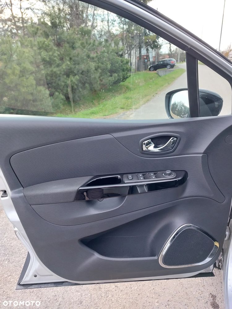 Renault Captur - 16