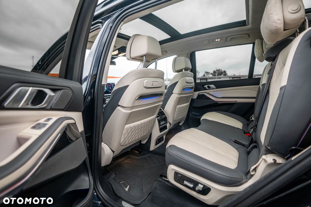 BMW X7 M60i xDrive mHEV sport - 34