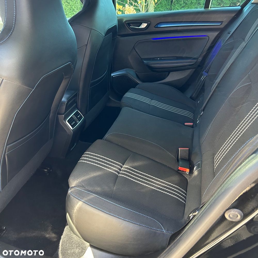 Renault Megane TCe 160 GPF EDC GT LINE - 23