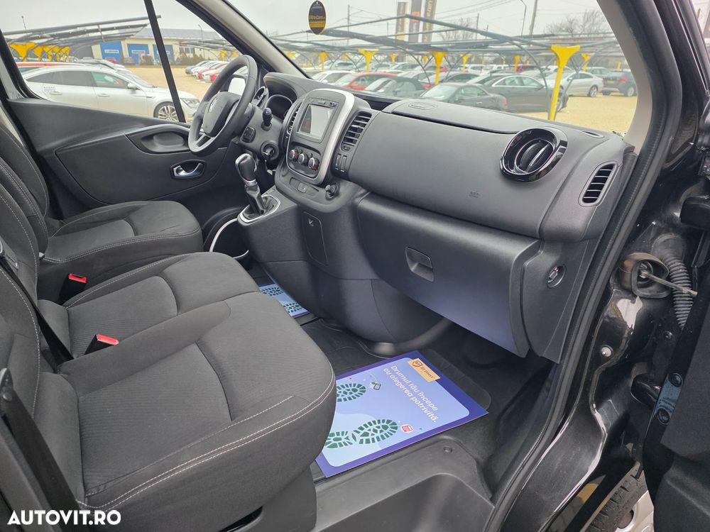 Renault Trafic - 13