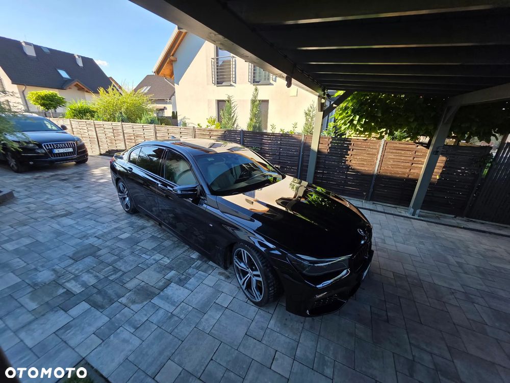 BMW Seria 7 - 8