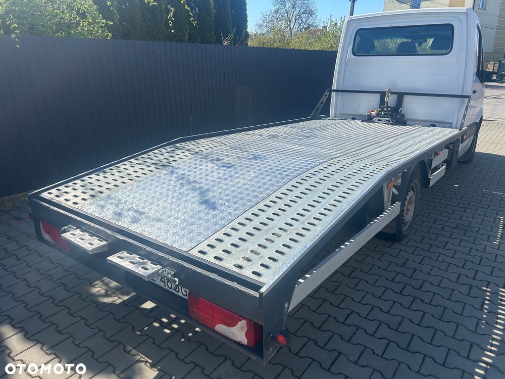 Mercedes-Benz Sprinter - 5