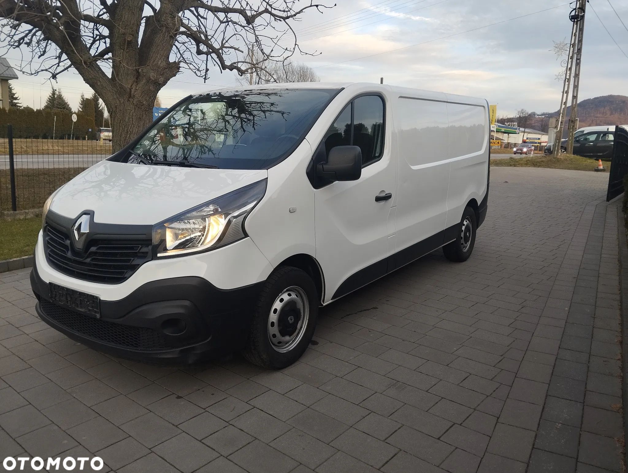 Renault Trafic ENERGY dCi 145 L2H1 Komfort - 1