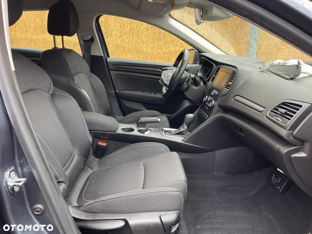 Renault Megane BLUE dCi 115 EDC INTENS - 19