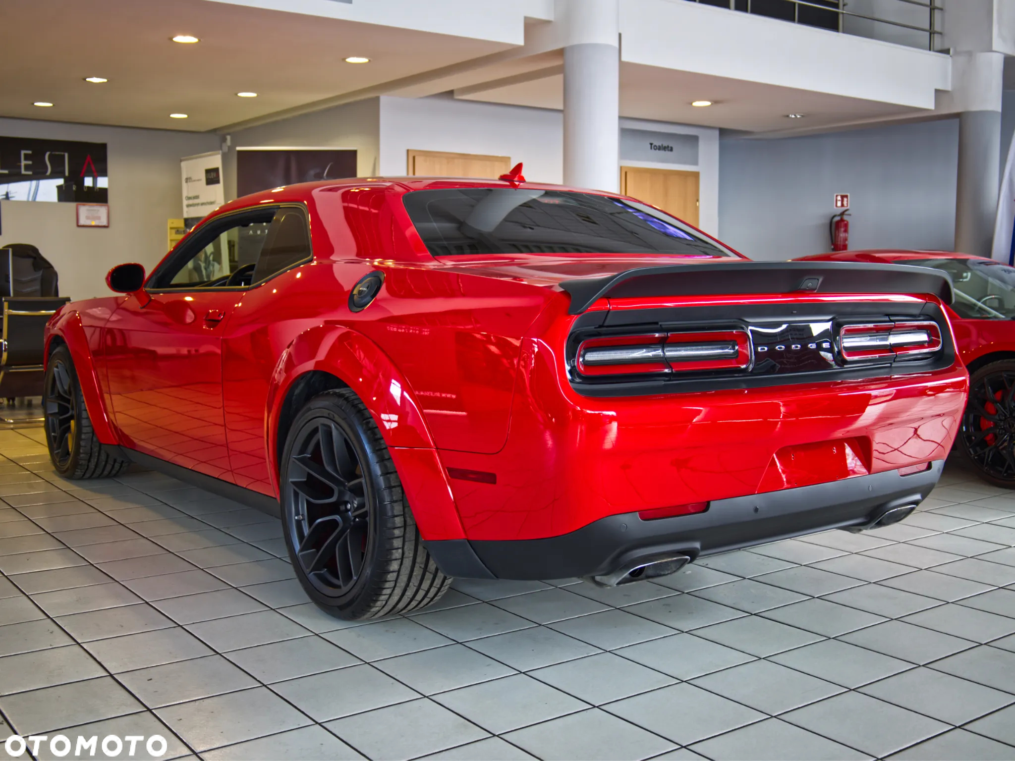 Dodge Challenger 6.4 Scat Pack Widebody - 4