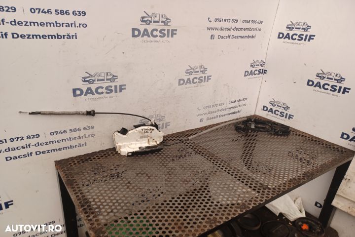 Broasca usa fata dreapta Volkswagen VW Tiguan 1 [facelift] 5N [2011 - - 1