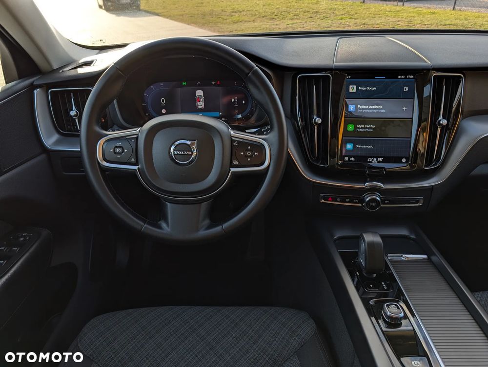 Volvo XC 60 B4 B Essential - 29