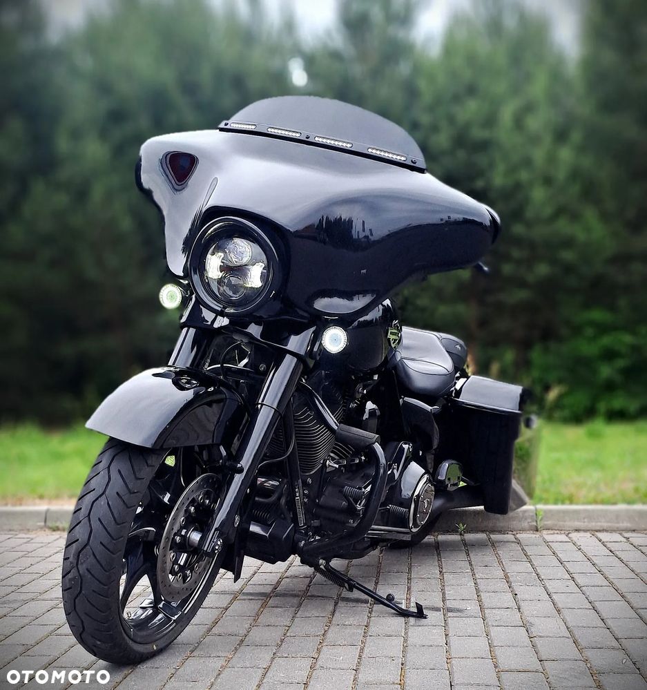 Harley-Davidson Touring Street Glide - 3