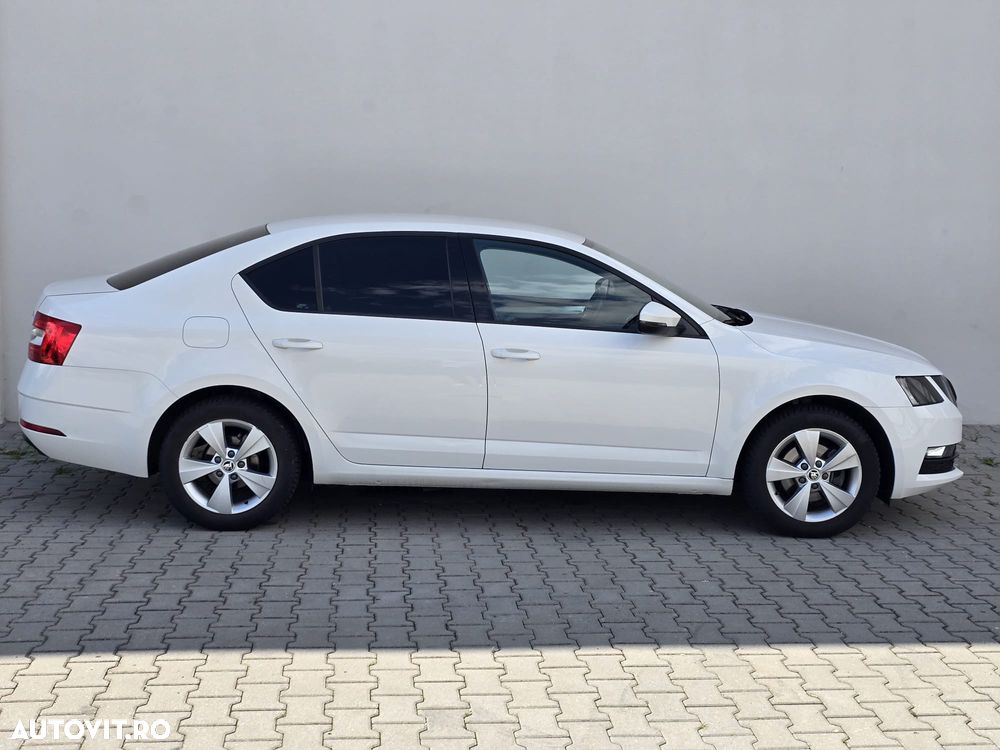 Skoda Octavia 1.0 TSI DSG Ambition - 2
