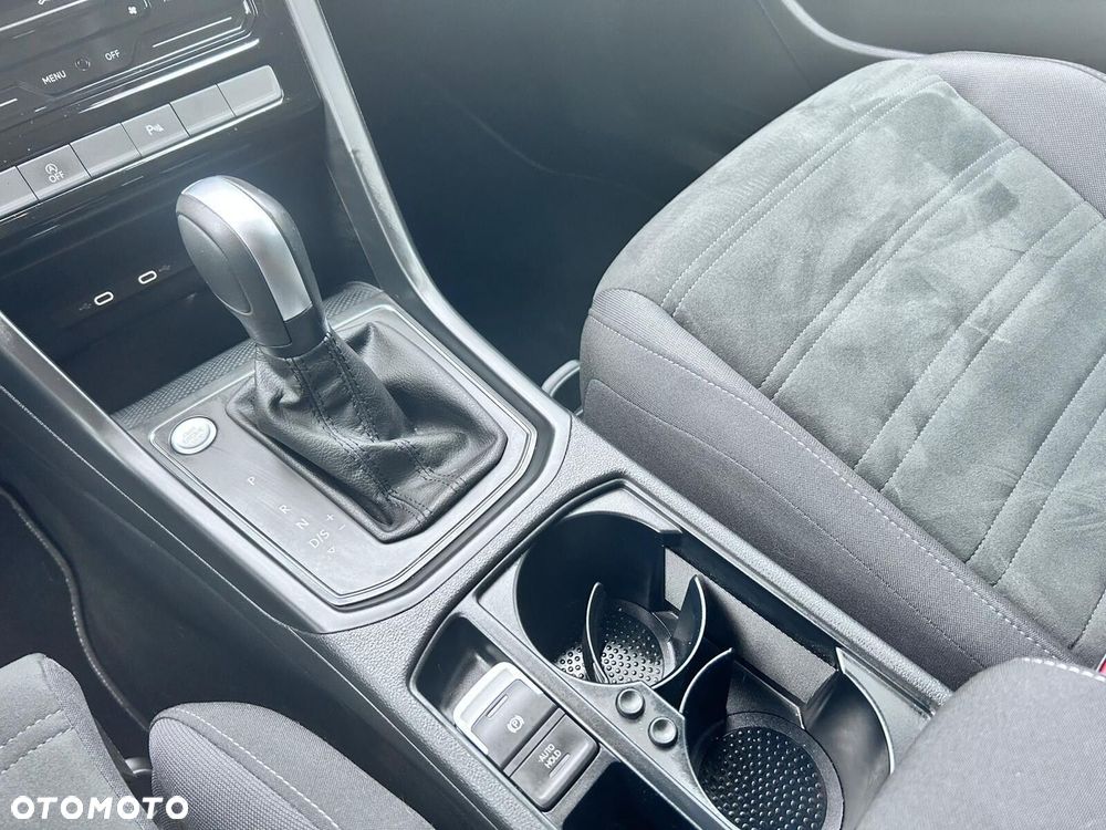 Volkswagen Touran 1.5 TSI EVO Special Edition DSG - 19