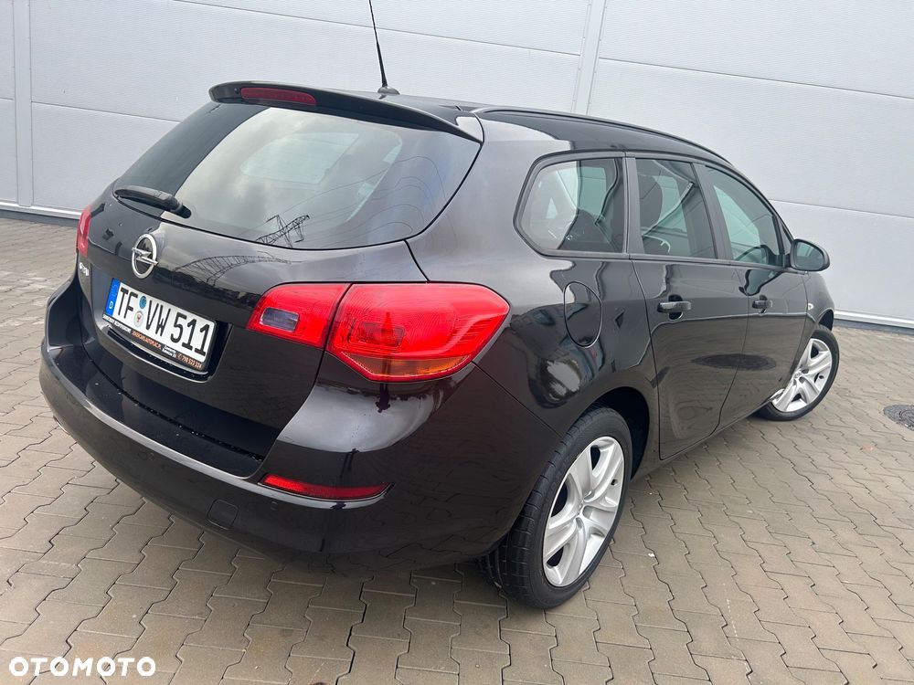 Opel Astra 1.4 Turbo Sports Tourer - 5