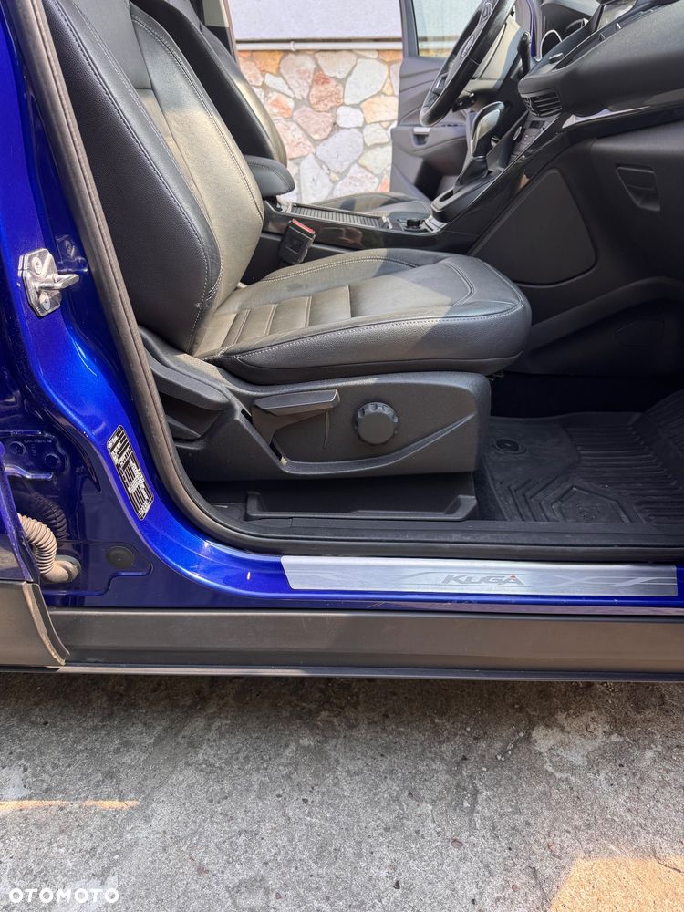 Ford Kuga 2.0 TDCi 4WD Titanium - 26