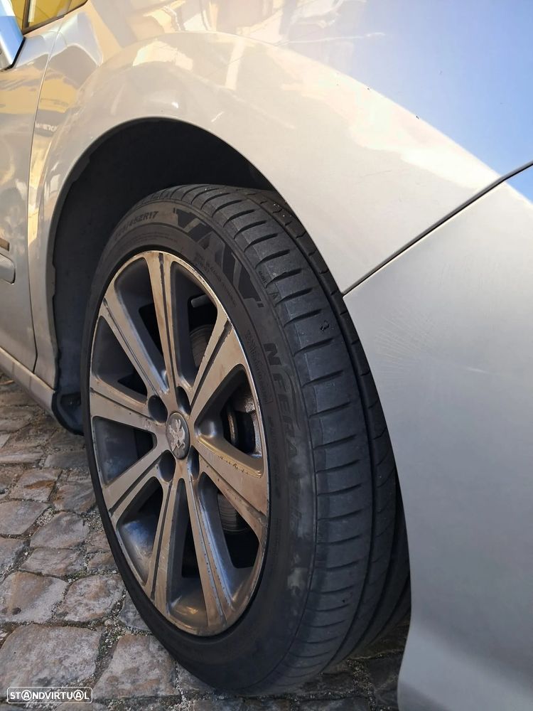 Peugeot 308 SW - 3