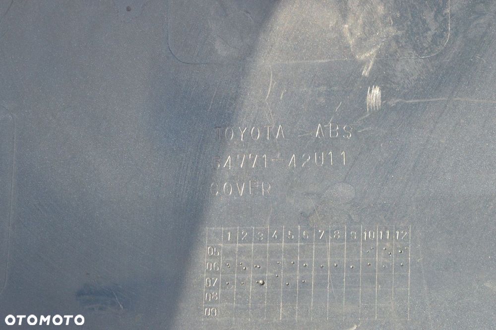 pokrowiec osłona obudowa koła zapasowego toyota rav4 64771-42u11 czarna - 5