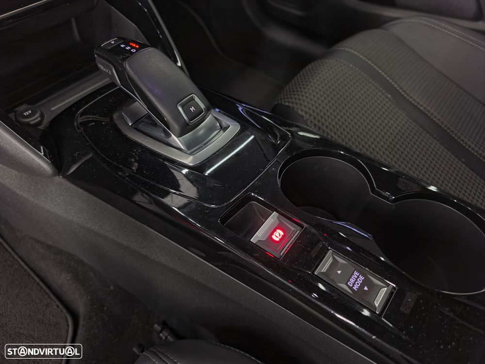 Peugeot 208 1.2 PureTech GT Line EAT8 - 12